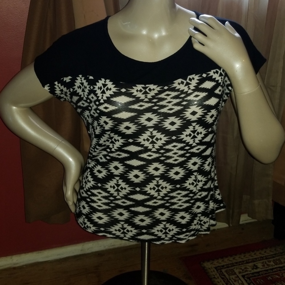 Black and white top